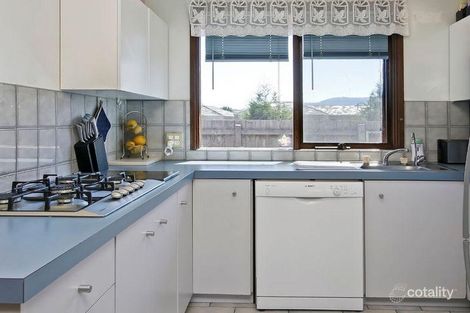 Property photo of 12 Trevena Close Rowville VIC 3178