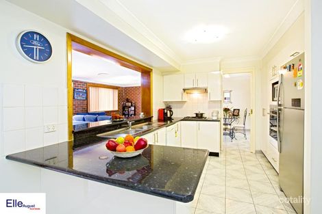 Property photo of 21 Moffitt Crescent Edensor Park NSW 2176