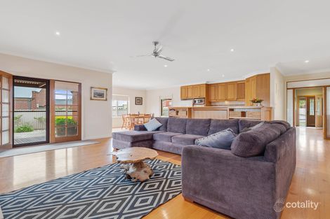 Property photo of 3 Parkmore Place Invermay Park VIC 3350