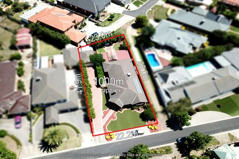 Property photo of 39 Sovereign Way Hillside VIC 3037