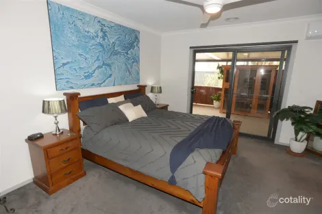 Property photo of 3 Hendricks Close Yarrawonga VIC 3730