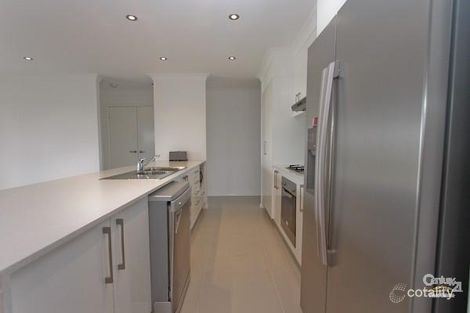 Property photo of 78 Dalmeny Drive Macquarie Hills NSW 2285