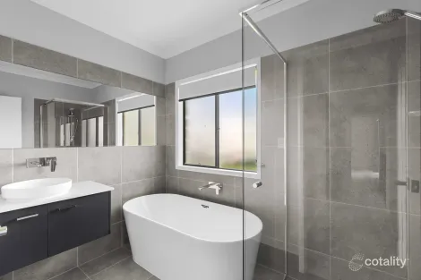 Property photo of 15 Brickfield Crescent Southside QLD 4570