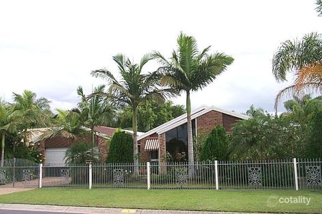 4 Kikori Cres, Runaway Bay, QLD 4216
