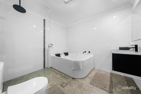 Property photo of 30 Penang Street Point Clare NSW 2250
