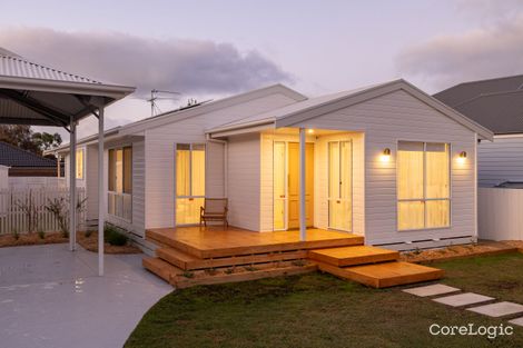 Property photo of 19 Katherine Circuit Cowes VIC 3922