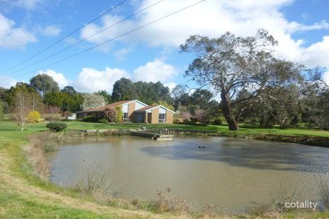 6 Robertson Dr, Newham, VIC 3442