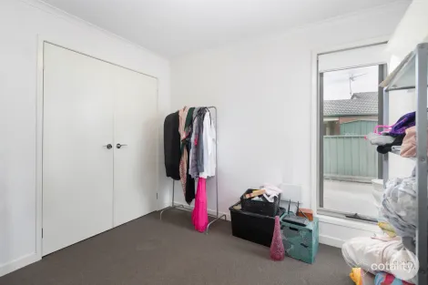 Property photo of 25 Latitude Court Ballarat East VIC 3350