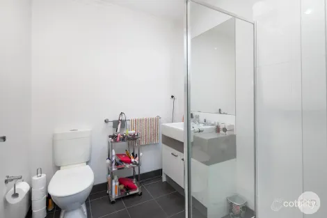 Property photo of 25 Latitude Court Ballarat East VIC 3350