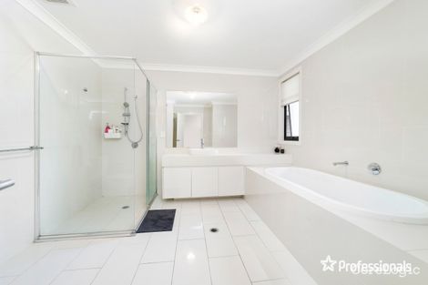 Property photo of 38 Bardo Circuit Revesby Heights NSW 2212