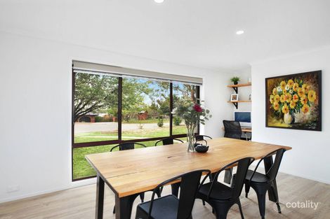Property photo of 9 Deacon Close Chisholm ACT 2905