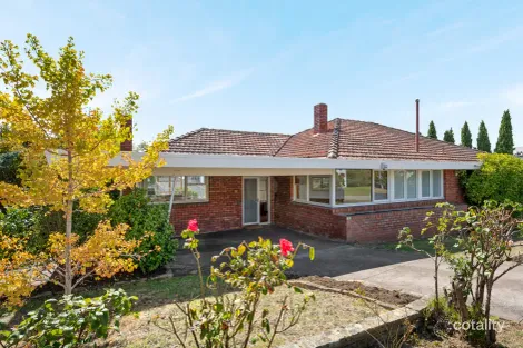 Property photo of 13 Heathcombe Crescent Sandy Bay TAS 7005