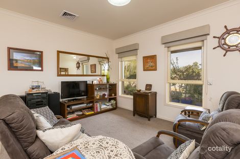 Property photo of 1 Hocking Court Merbein VIC 3505