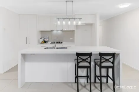 Property photo of 5 Maryn Close Berwick VIC 3806