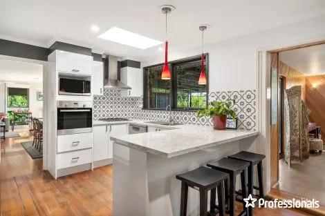 Property photo of 9 Cameelo Court Ferntree Gully VIC 3156