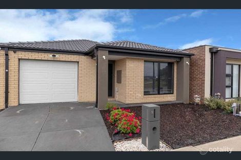Property photo of 3 Salcey Way Mickleham VIC 3064
