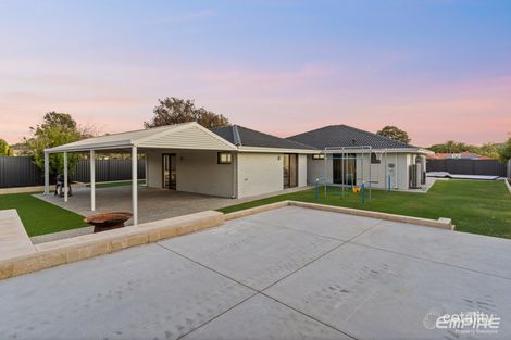 Property photo of 2 Underwood Grove Kardinya WA 6163