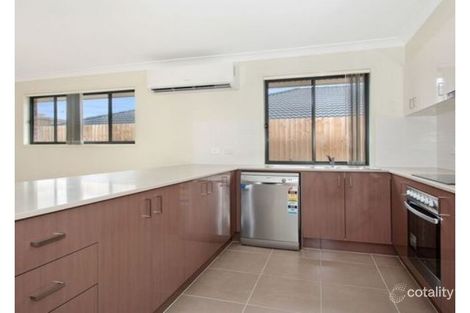 Property photo of 8 Cottrell Drive Pimpama QLD 4209