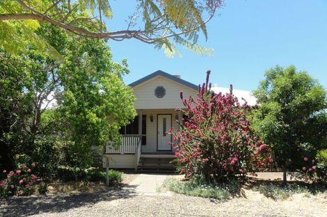 Property photo of 19 Hedge Road Dalby QLD 4405