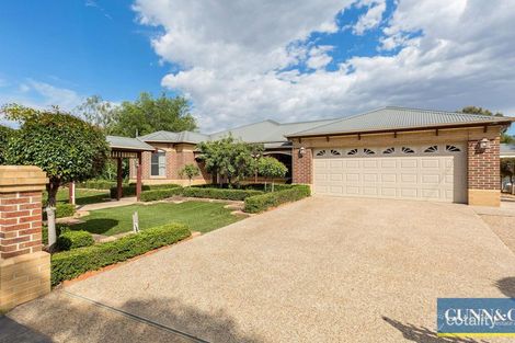 Property photo of 18 Riverbend Crescent Werribee VIC 3030