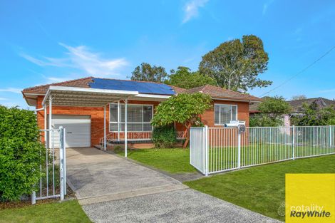 Property photo of 35 Camellia Circle Woy Woy NSW 2256