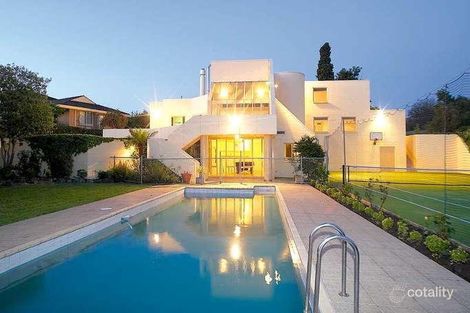 Property photo of 6-7 Flavia Court Mount Waverley VIC 3149