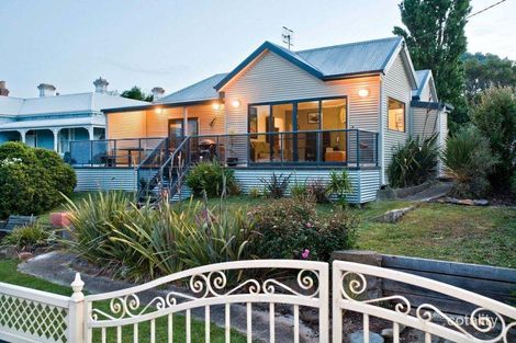 27 Old Bass Hwy, Wynyard, TAS 7325