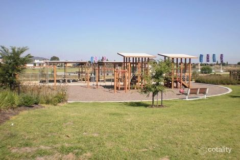 Property photo of 11 Carlow Walk Lalor VIC 3075