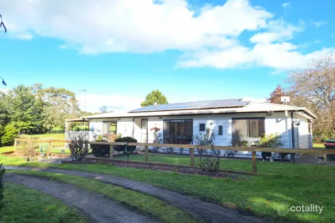 165 Macintoshs Rd, Boolarra, VIC 3870