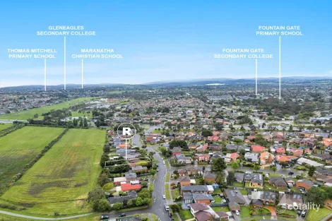 Property photo of 23 Springfield Drive Narre Warren VIC 3805