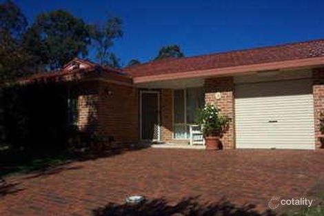 Property photo of 16 Trentham Park Court Wattle Grove NSW 2173