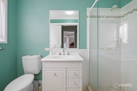 Property photo of 32 Magellan Crescent Sippy Downs QLD 4556