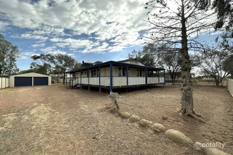 Property photo of 16 Teal Street Longreach QLD 4730
