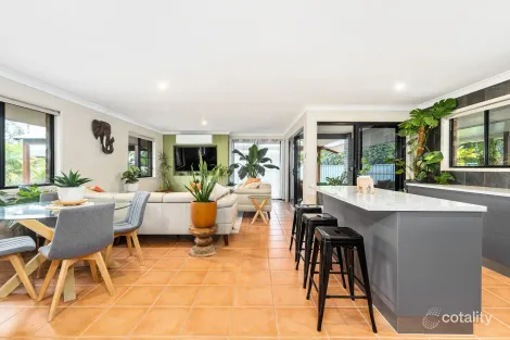 Property photo of 8 Barton Street Emerald QLD 4720