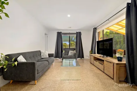 Property photo of 15 Beattie Crescent Chisholm ACT 2905