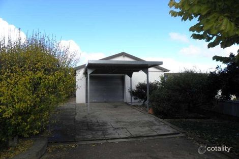 Property photo of 24 William Street Young NSW 2594