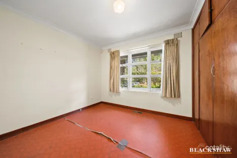 Property photo of 15 Hodgkinson Street Griffith ACT 2603