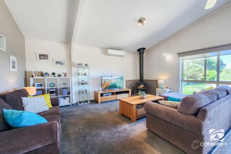 11 Normans Rd, Metung, VIC 3904