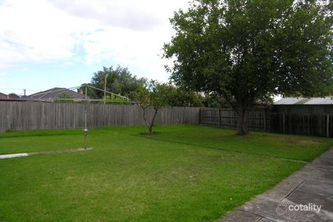 Property photo of 62 Gellibrand Crescent Reservoir VIC 3073