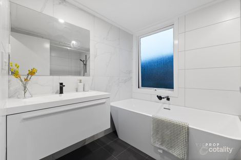 Property photo of 42 Bryden Drive Ferntree Gully VIC 3156