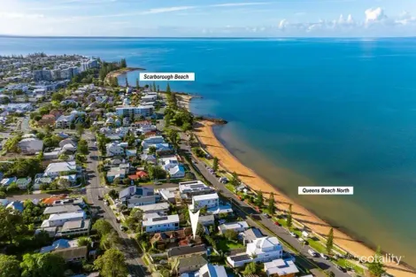 3/206 Prince Edward Pde, Scarborough, QLD 4020