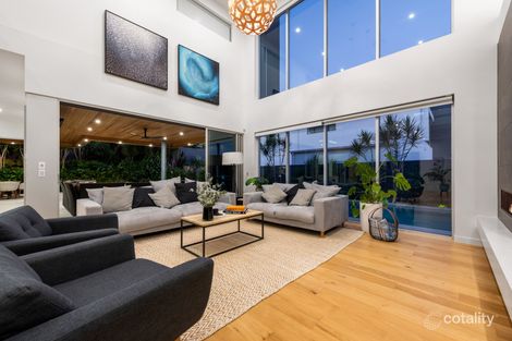 Property photo of 15 Monarch Close Carindale QLD 4152