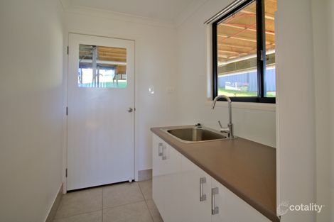 Property photo of 31 Sandy View Drive Nikenbah QLD 4655