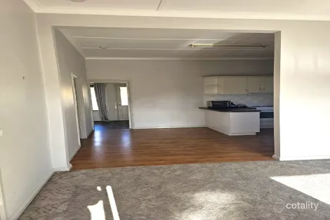 Property photo of 30 Walker Street Donald VIC 3480