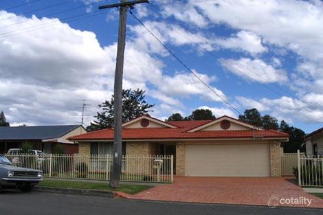 32 Timbs Rd, Oak Flats, NSW 2529