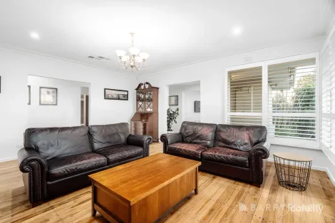 Property photo of 5 Buggyride Lane Chirnside Park VIC 3116
