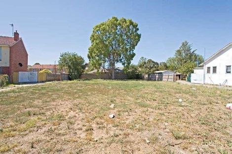 64 Ramu Pde, Heidelberg West, VIC 3081