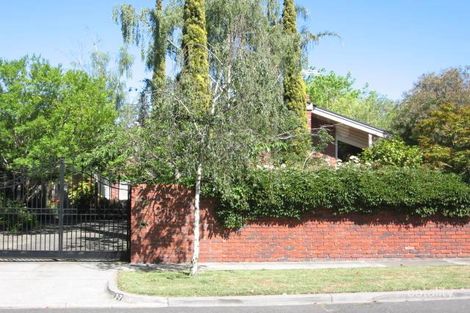 Property photo of 27 Alexandra Avenue Canterbury VIC 3126