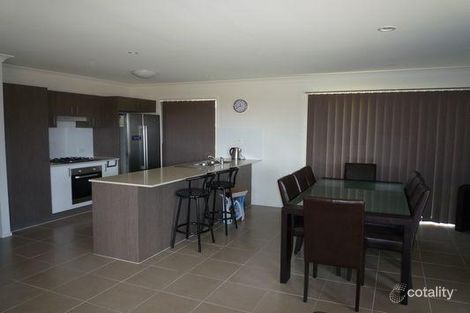 Property photo of 3 Mawson Court Urraween QLD 4655