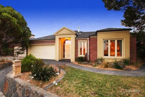 Property photo of 25 Tiffany Crescent Roxburgh Park VIC 3064
